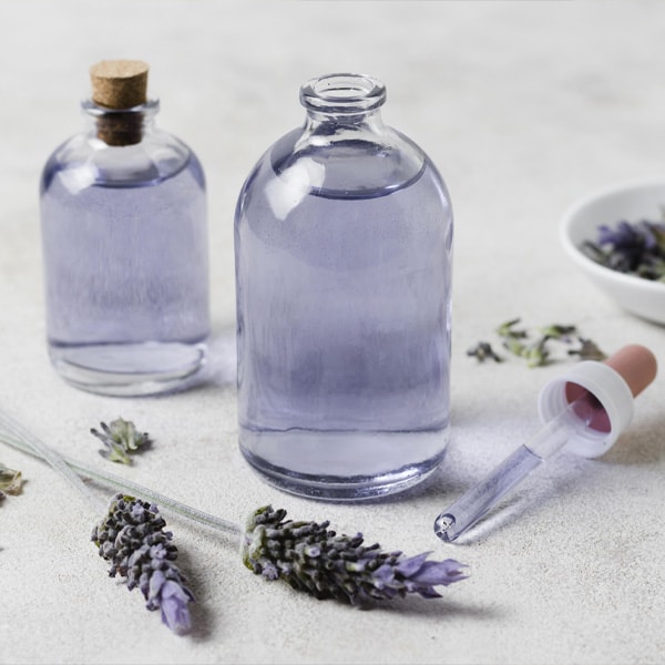 L'huile essentielle de lavande aspic